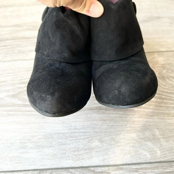 JC Jeffrey Campbell  Black Suede Heeled Ankle Boots - Picture 5 of 14